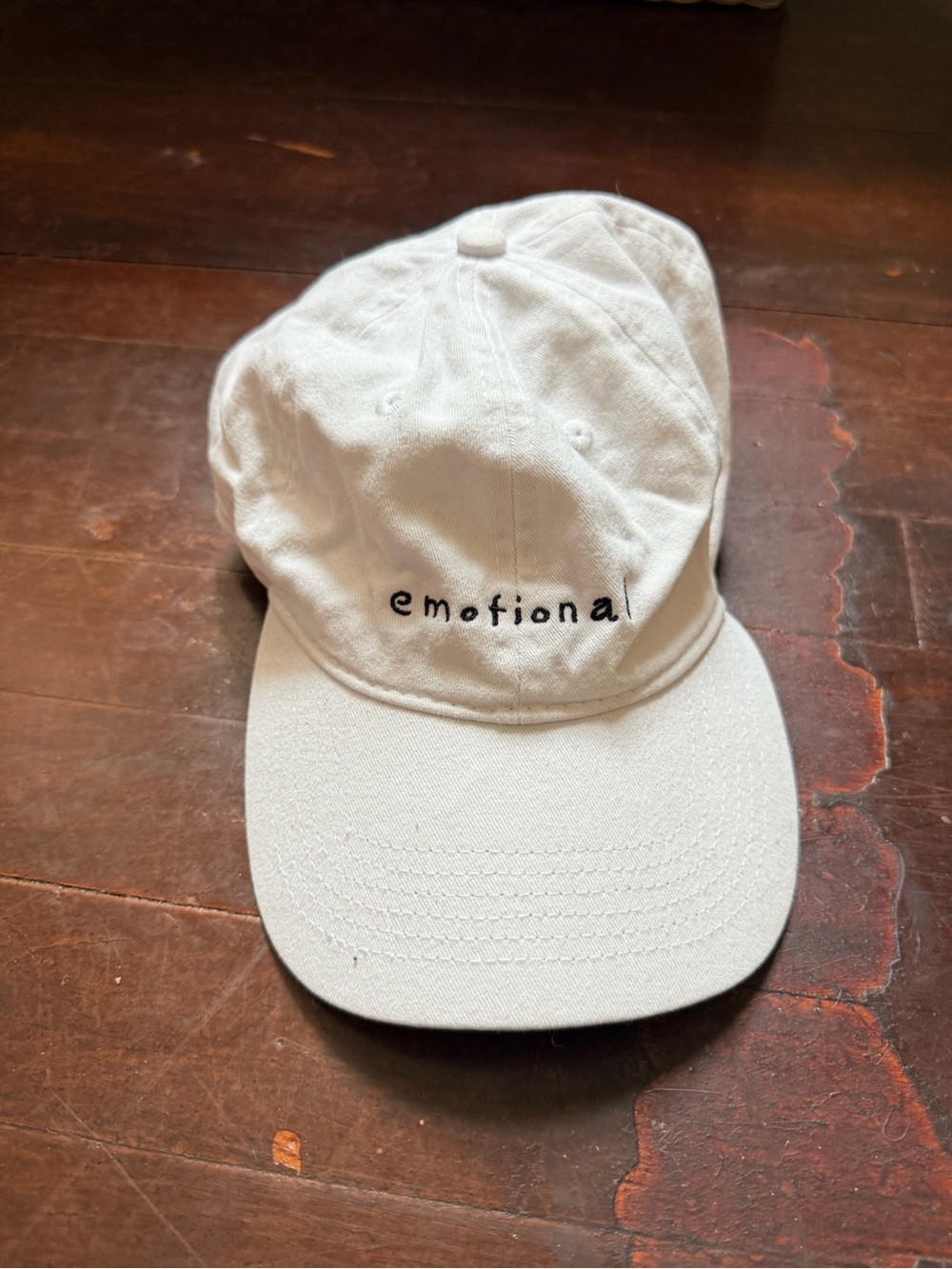 Emotional Women’s White Cotton Baseball Cap